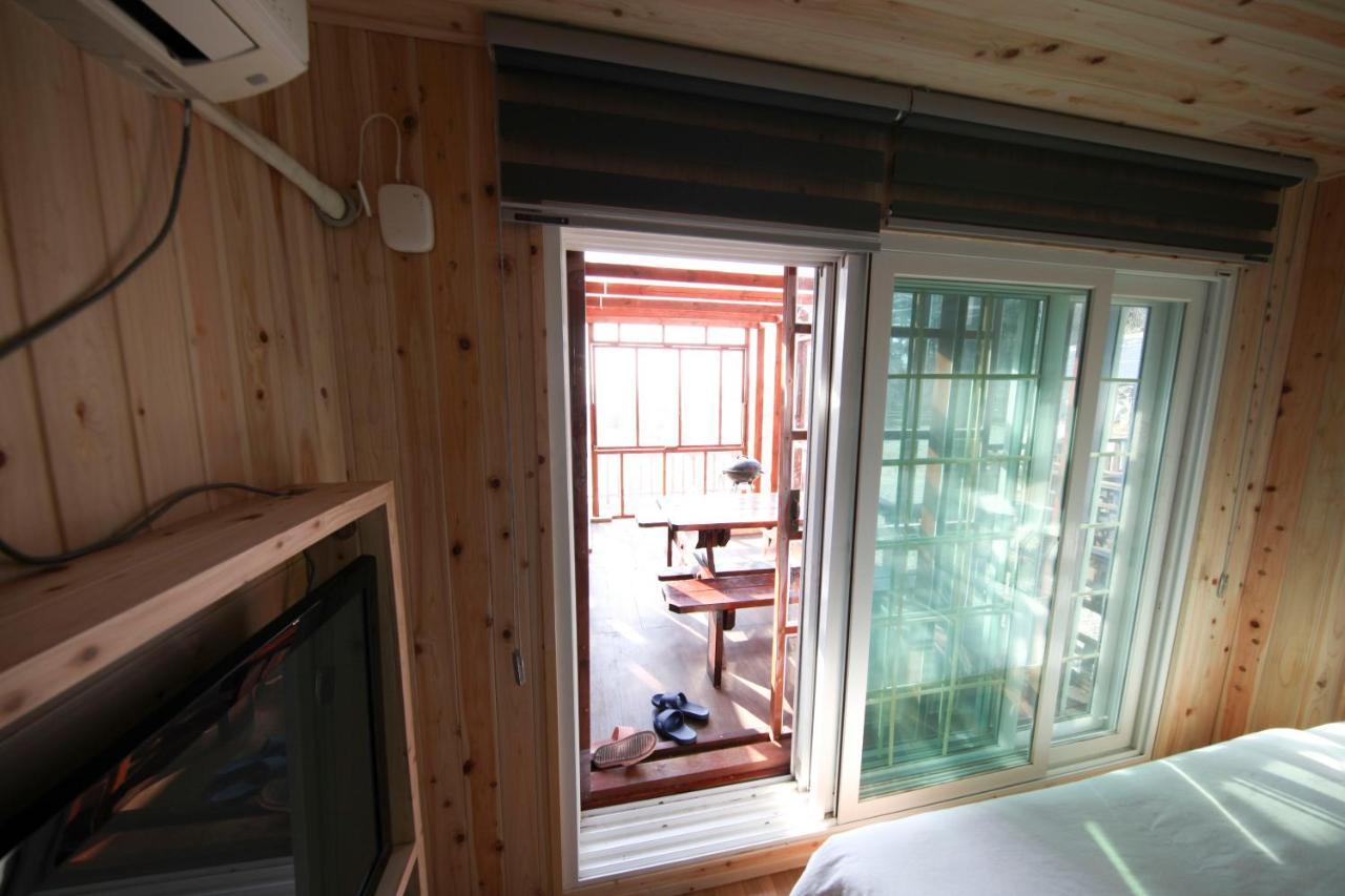 Park Jeong A Pension Ganghwa Exterior photo